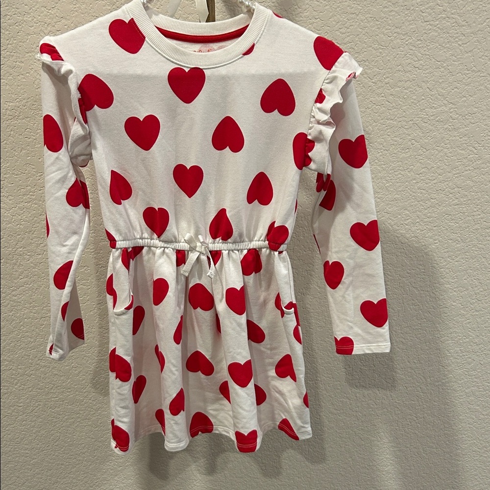 Cat&Jack valentines dress M(7-8)